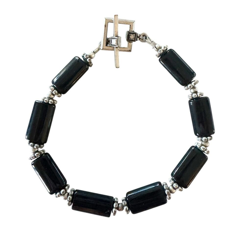 Artisan Made Black And Silver Tone Beaded Bracelet Toggle Clasp‎